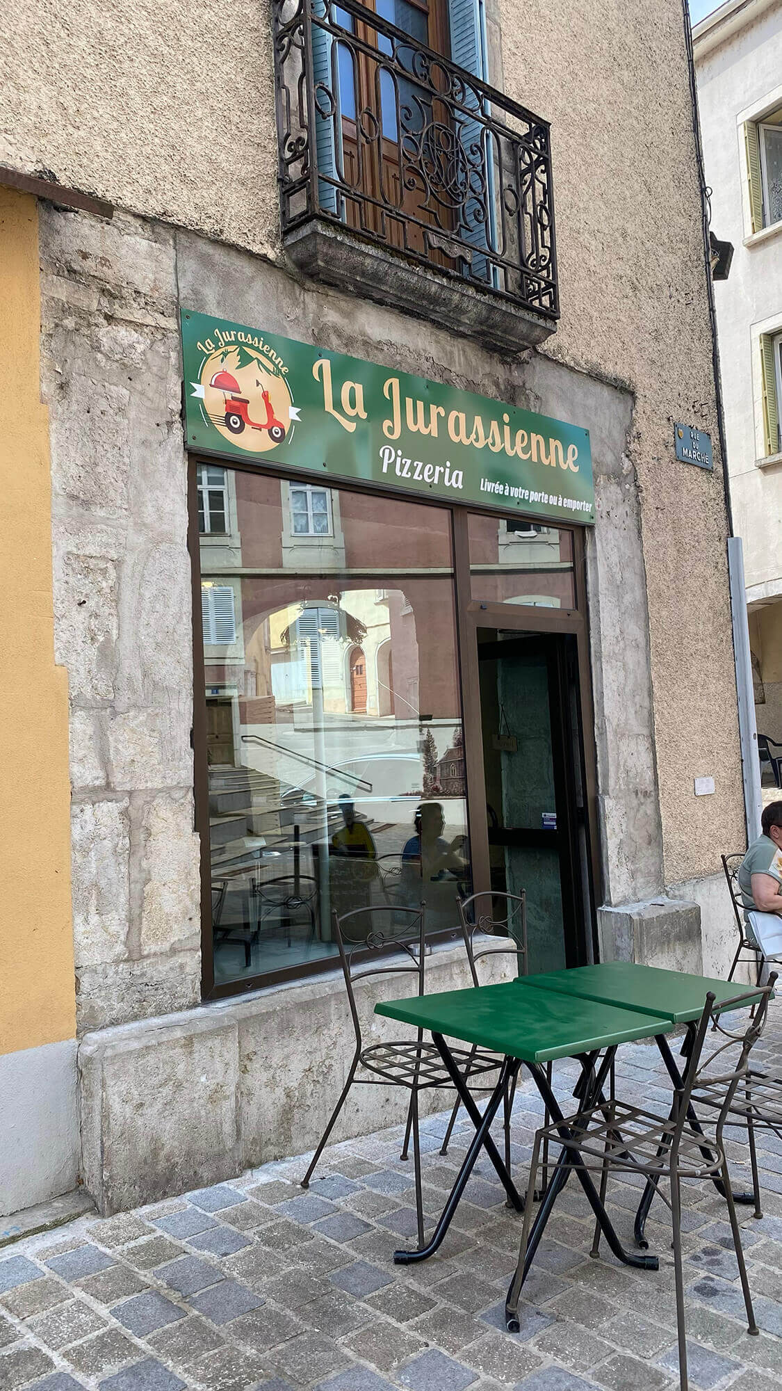 La jurassienne pizzeria, livraison de pizza, pizza à emporter, livraisons pizza saint-claude et ses alentours